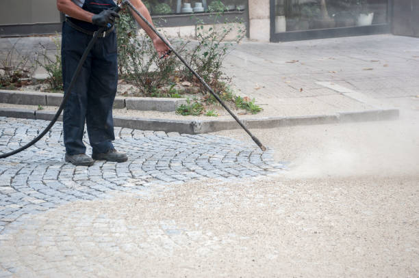 Pre-Holiday Cleaning in Dixon Lane Meadow Creek, CA